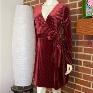 Pink-burgundy velvet wrap dress